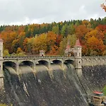 Srub Na Svahu Sjezdovky V Radvanicich شاليه
