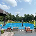 Alpehytte Srub Na Svahu Sjezdovky V Radvanicich Radvanice (Hradec Kralove)