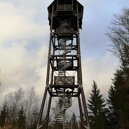Srub Na Svahu Sjezdovky V Radvanicích Radvanice (Hradec Kralove)