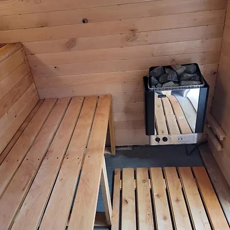 Σαλέ Srub Na Svahu Sjezdovky V Radvanicich Radvanice (Hradec Kralove)