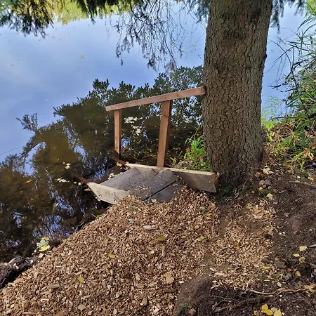 Srub Na Svahu Sjezdovky V Radvanicich * Radvanice (Hradec Kralove)