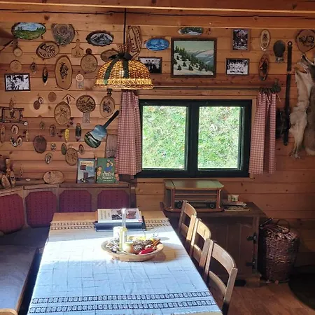 Chalet Srub Na Svahu Sjezdovky V Radvanicich *