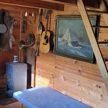 Srub Na Svahu Sjezdovky V Radvanicich Chalet